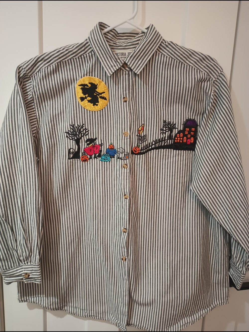 Vintage 90s Victoria Jo Embroidered Halloween Striped Button Down Top Sz 40/20W